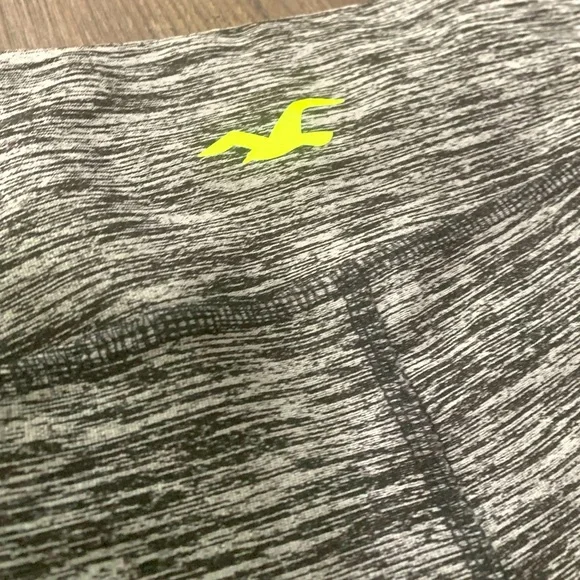 Hollister Grey and Black heathered Mesh Leggings - Picture 6 of 7